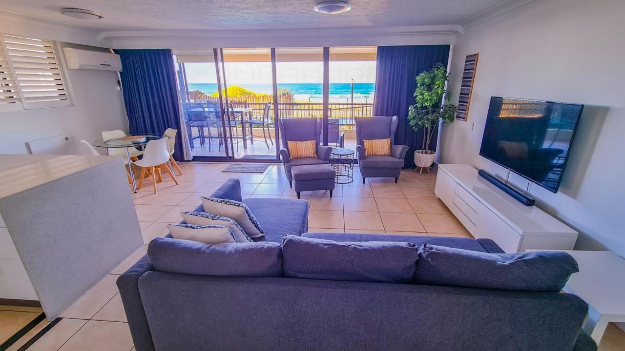גולד קוסט Pelican Sands Beach Resort מראה חיצוני תמונה