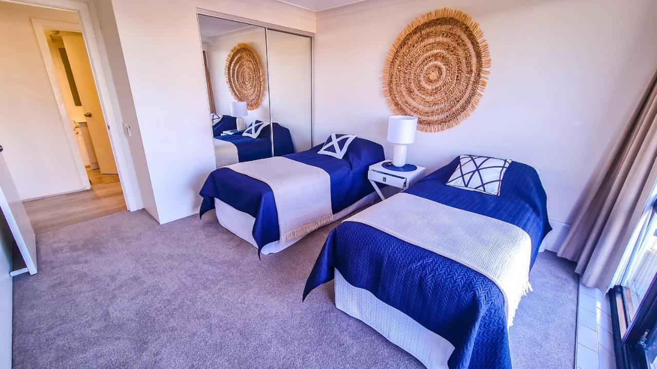 גולד קוסט Pelican Sands Beach Resort מראה חיצוני תמונה