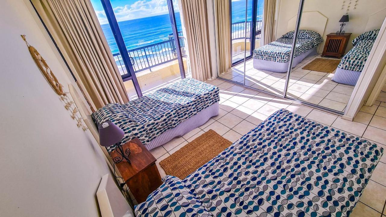 גולד קוסט Pelican Sands Beach Resort מראה חיצוני תמונה
