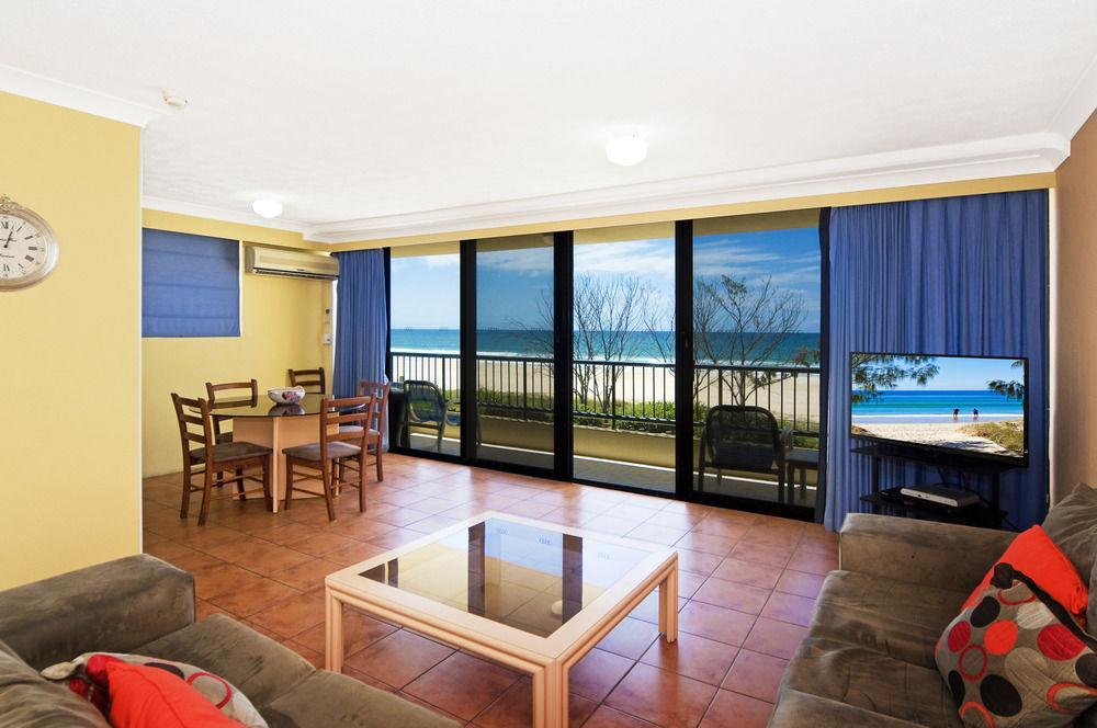 גולד קוסט Pelican Sands Beach Resort מראה חיצוני תמונה