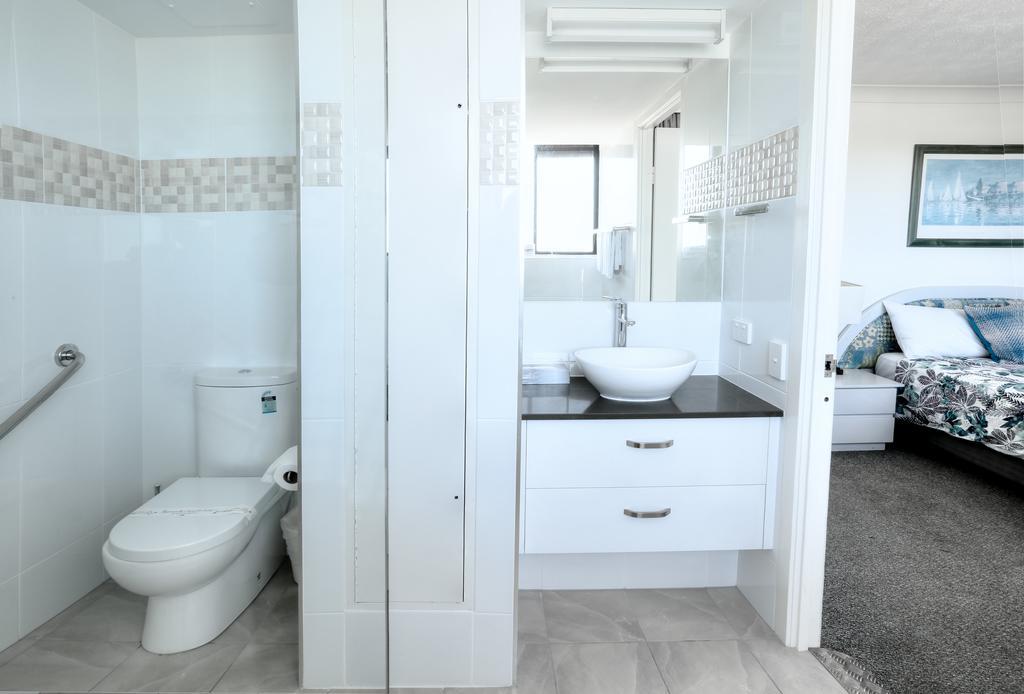 גולד קוסט Pelican Sands Beach Resort מראה חיצוני תמונה