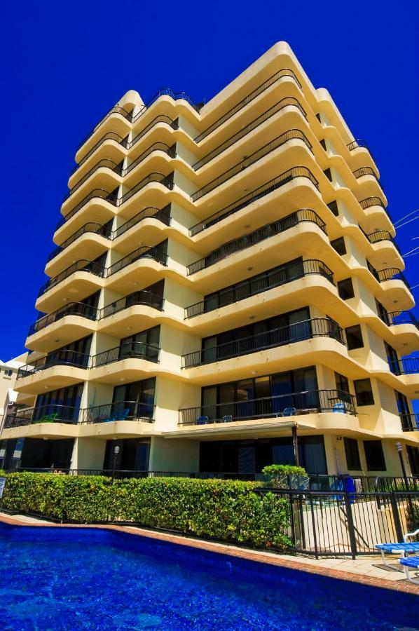 גולד קוסט Pelican Sands Beach Resort מראה חיצוני תמונה
